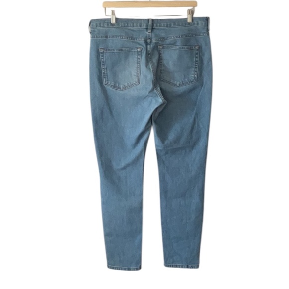 Everlane Light Wash High Rise Skinny Regular Jeans, size 32 - Picture 2 of 10